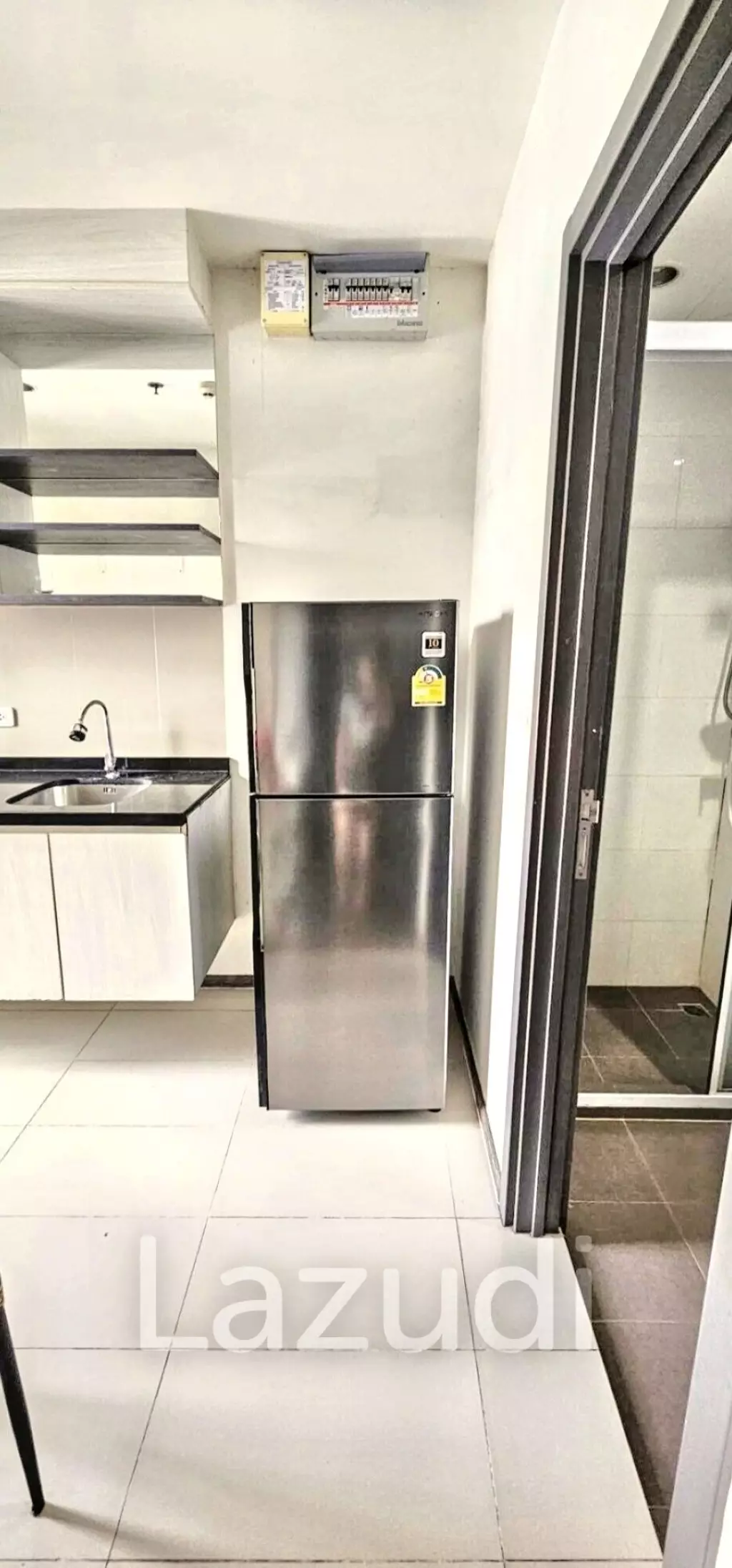 1 Bed 1 Bath  27 SQ.M The Base Park East Sukhumvit 77
