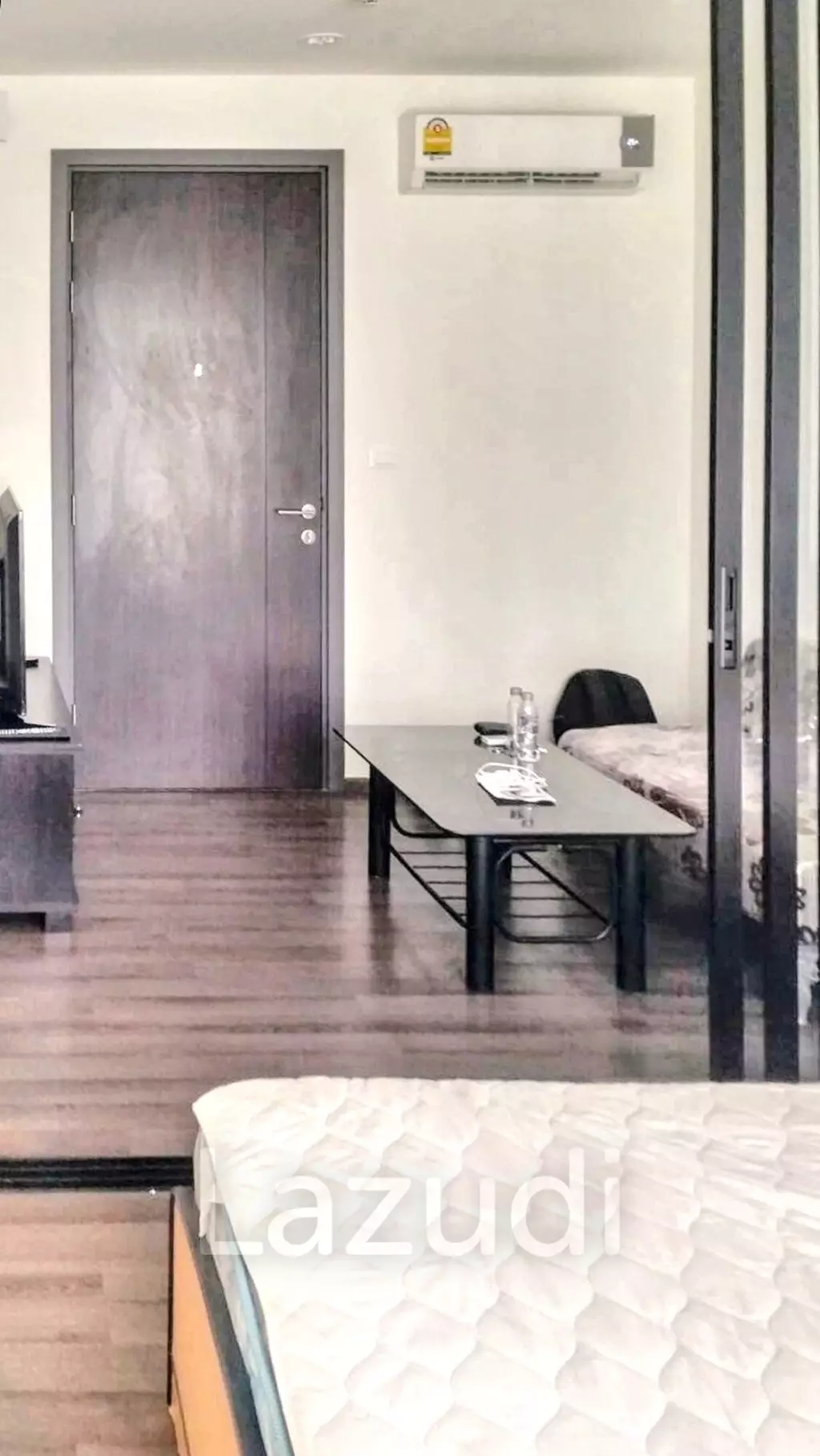1 Bed 1 Bath  27 SQ.M The Base Park East Sukhumvit 77