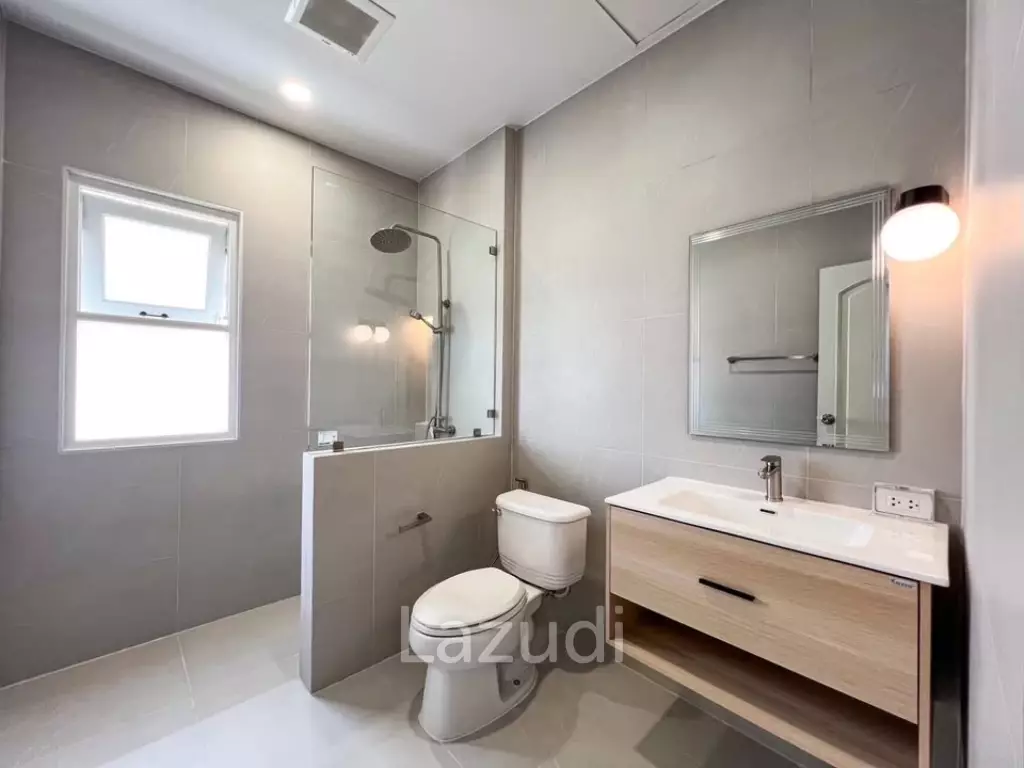 Fully Furnished with Elegant Decor 4 Bedroom House In Thalang