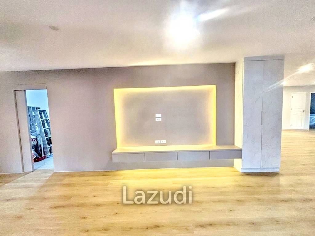 3 Bed 4 Bath 239 SQ.M Liberty Park 1