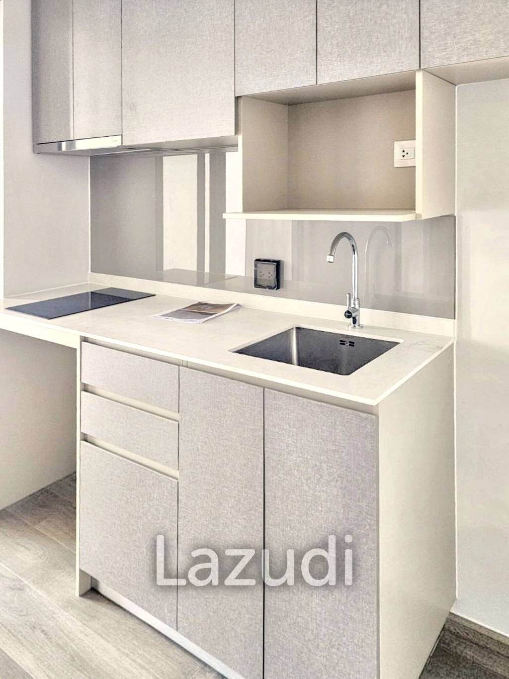 1 Bed 1 Bath  28 SQ.M  The Crown Residences