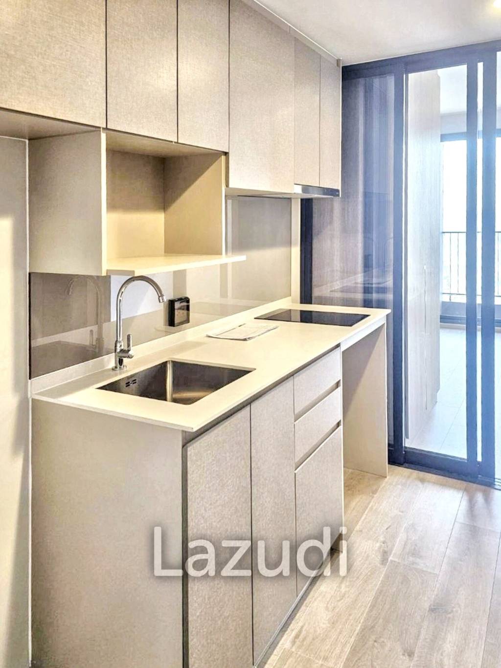 1 Bed 1 Bath  28 SQ.M  The Crown Residences