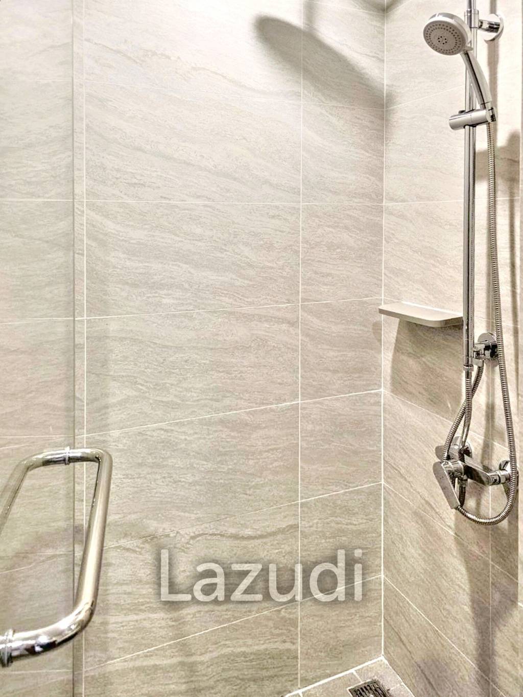1 Bed 1 Bath  28 SQ.M  The Crown Residences