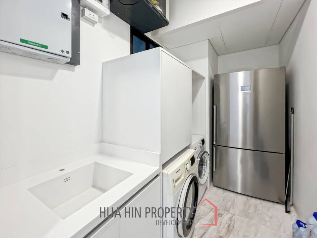 Luxurious Condo with Scenic Golf Course View in Black Mountain Hua Hin