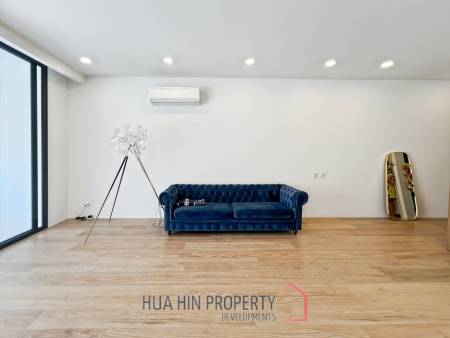 Luxurious Condo with Scenic Golf Course View in Black Mountain Hua Hin