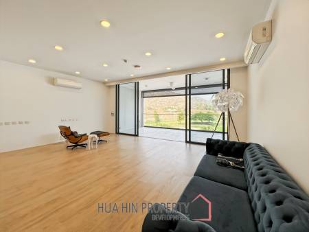 Luxurious Condo with Scenic Golf Course View in Black Mountain Hua Hin