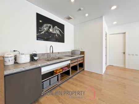 Luxurious Condo with Scenic Golf Course View in Black Mountain Hua Hin