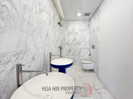 Luxurious Condo with Scenic Golf Course View in Black Mountain Hua Hin
