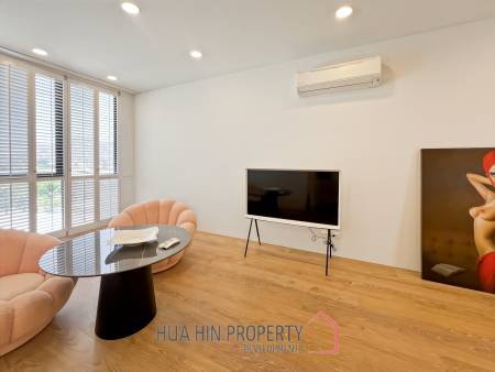 Luxurious Condo with Scenic Golf Course View in Black Mountain Hua Hin