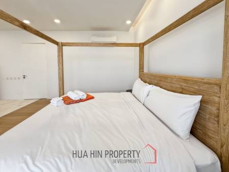Luxurious Condo with Scenic Golf Course View in Black Mountain Hua Hin