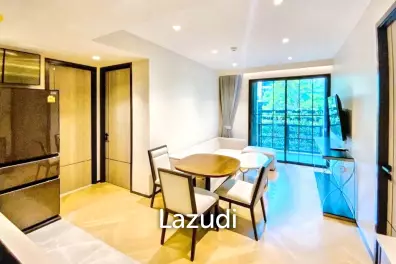 2 Bedrooms 2 Bathrooms 67 SQM The Reserve Sukhumvit 61