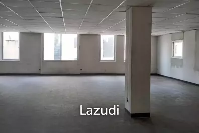 Spacious Building for Sale Just 20m from MRT Ratchada
