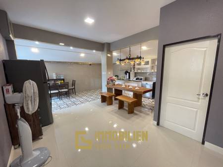 บ้านรักรีสอร์ท : บ้านพักที่ได้รับการดูแลอย่างดี มี 3 ห้องนอน 2 ห้องน้ำ