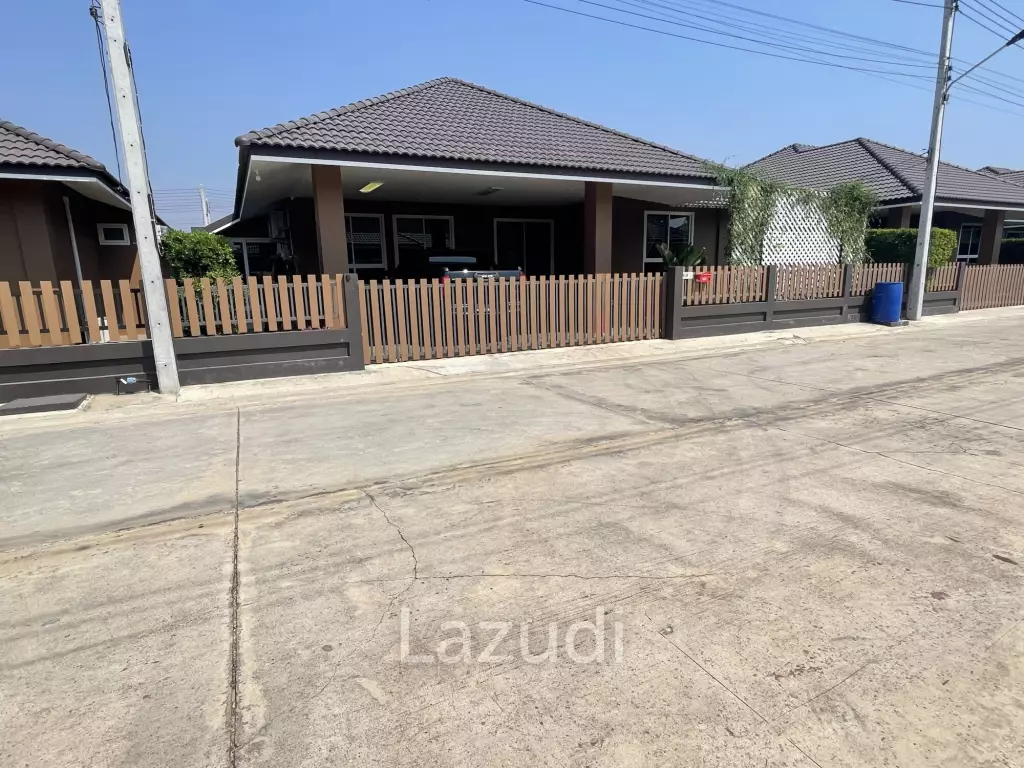 Baan Rak Resort: Well-maintained house with 3 bedrooms and 2 bathrooms