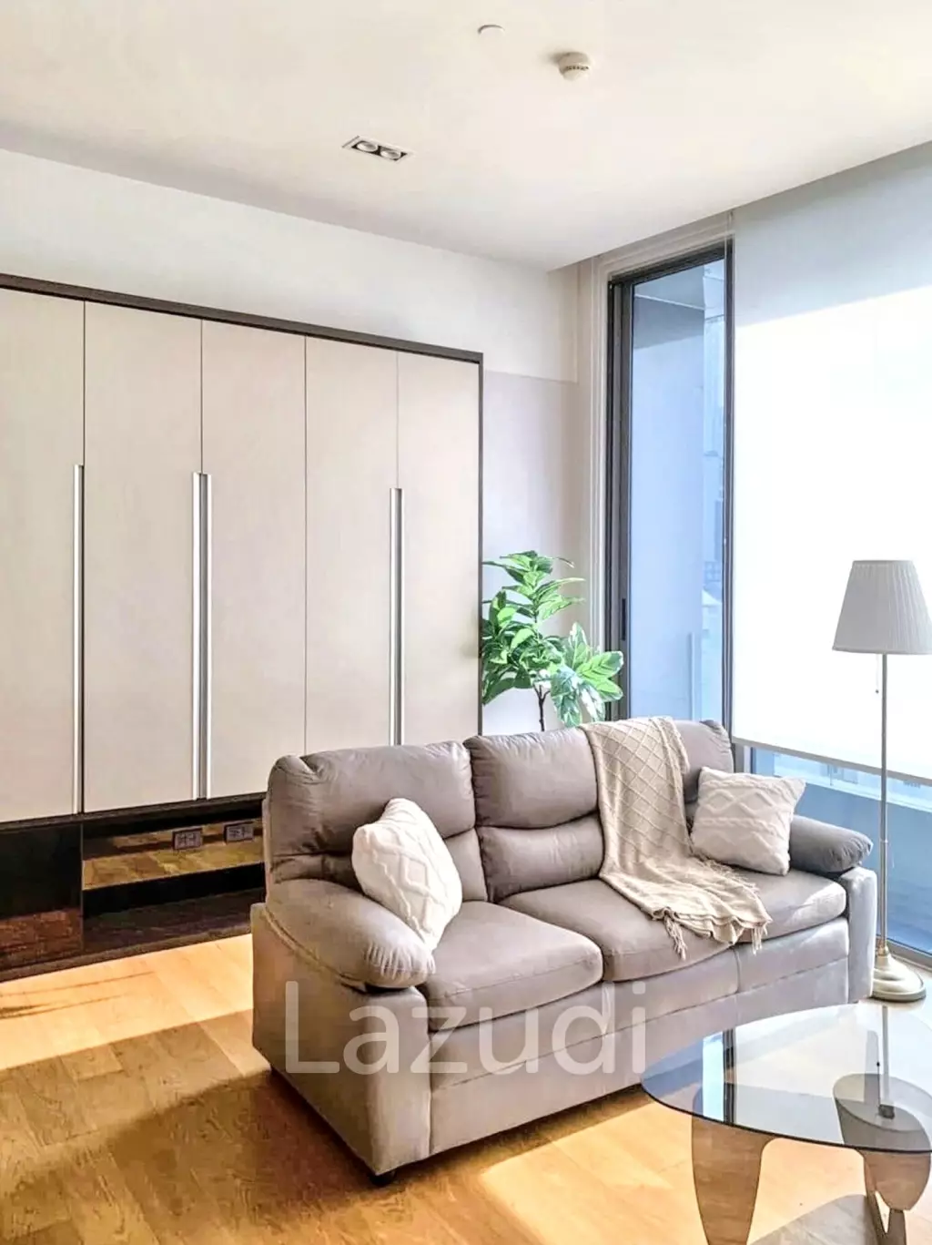 1 Bedroom 1 Bathroom 57 SQ.M Saladaeng One