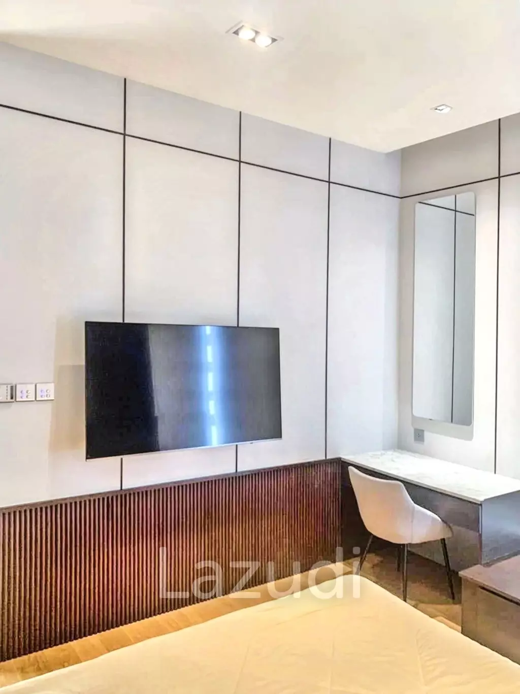 1 Bedroom 1 Bathroom 57 SQ.M Saladaeng One
