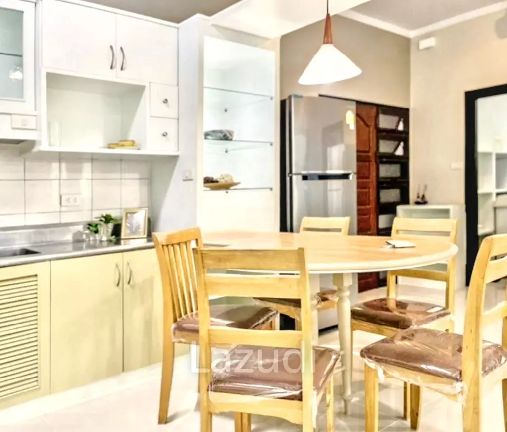 2 Bed 1 Bath  75 SQ.M Supalai Place Sukhumvit 39