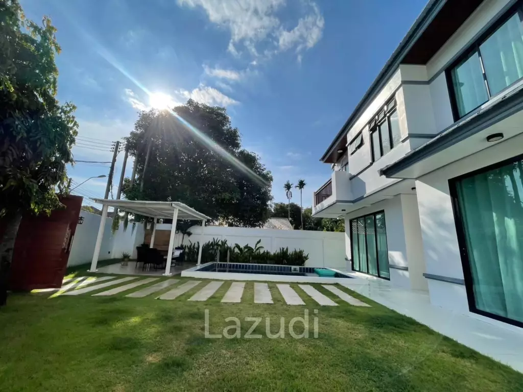 Peaceful 3 Bedroom Pool Villa In Chalong