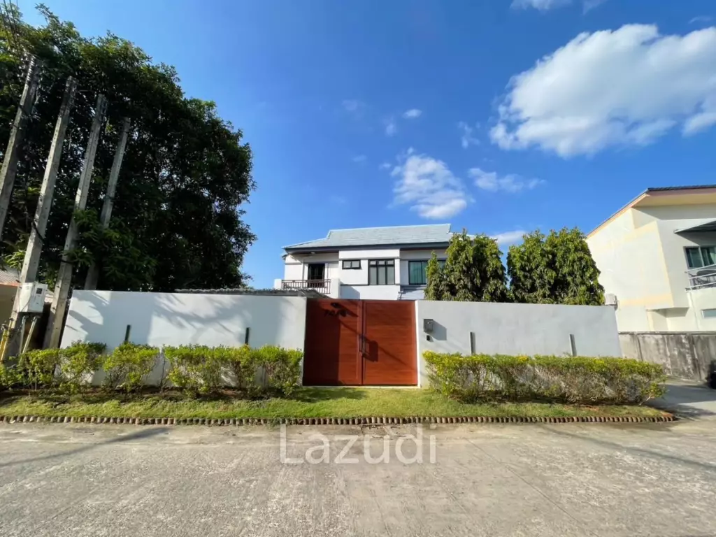 Peaceful 3 Bedroom Pool Villa In Chalong