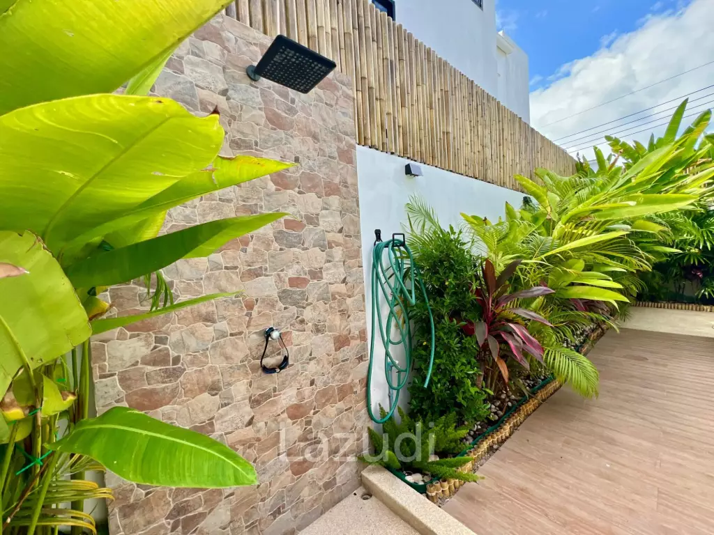 Modern Villa For Sale in Mae Nam, Koh Samui