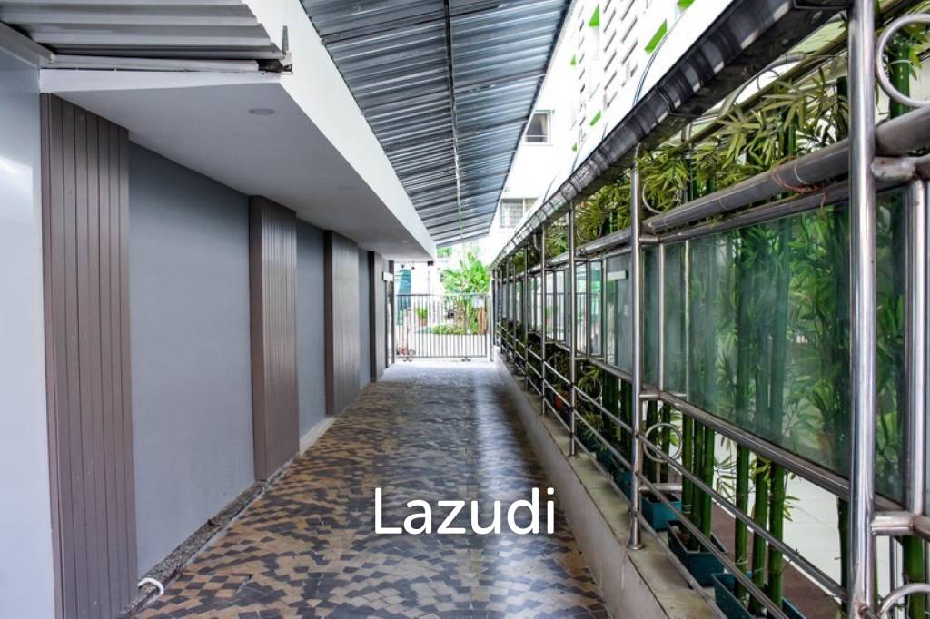 Hotel in Makkasan Ratchathewi Bangkok