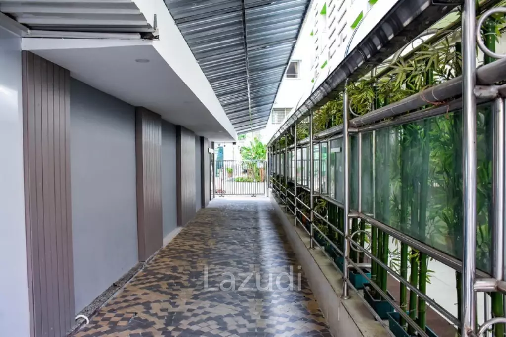 Hotel in Makkasan Ratchathewi Bangkok