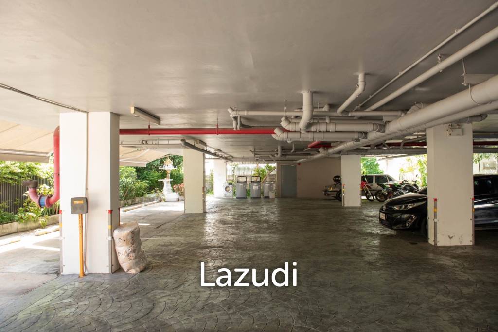 Hotel in Makkasan Ratchathewi Bangkok