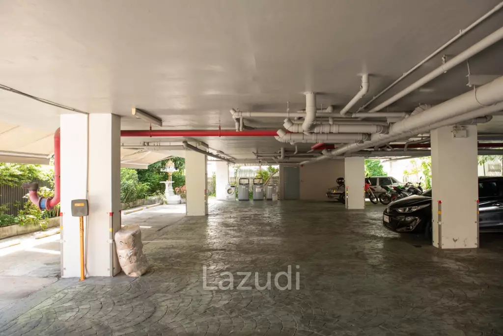Hotel in Makkasan Ratchathewi Bangkok