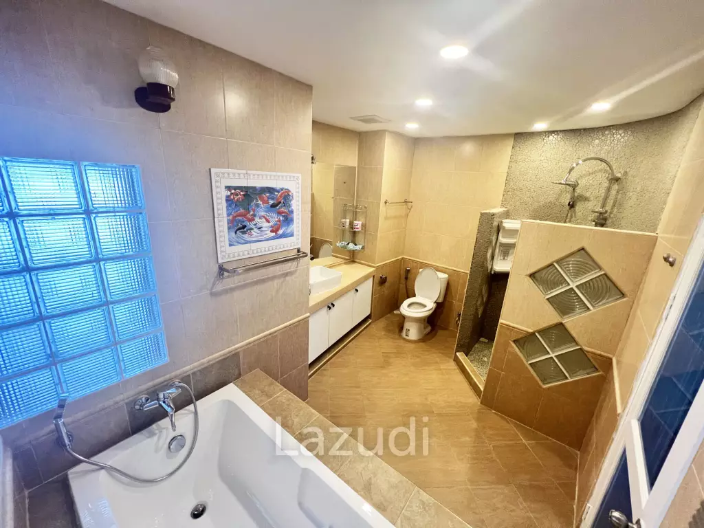 1 Bed 1 Bath 84 SQ.M. Baan Suan Lalana Condominium