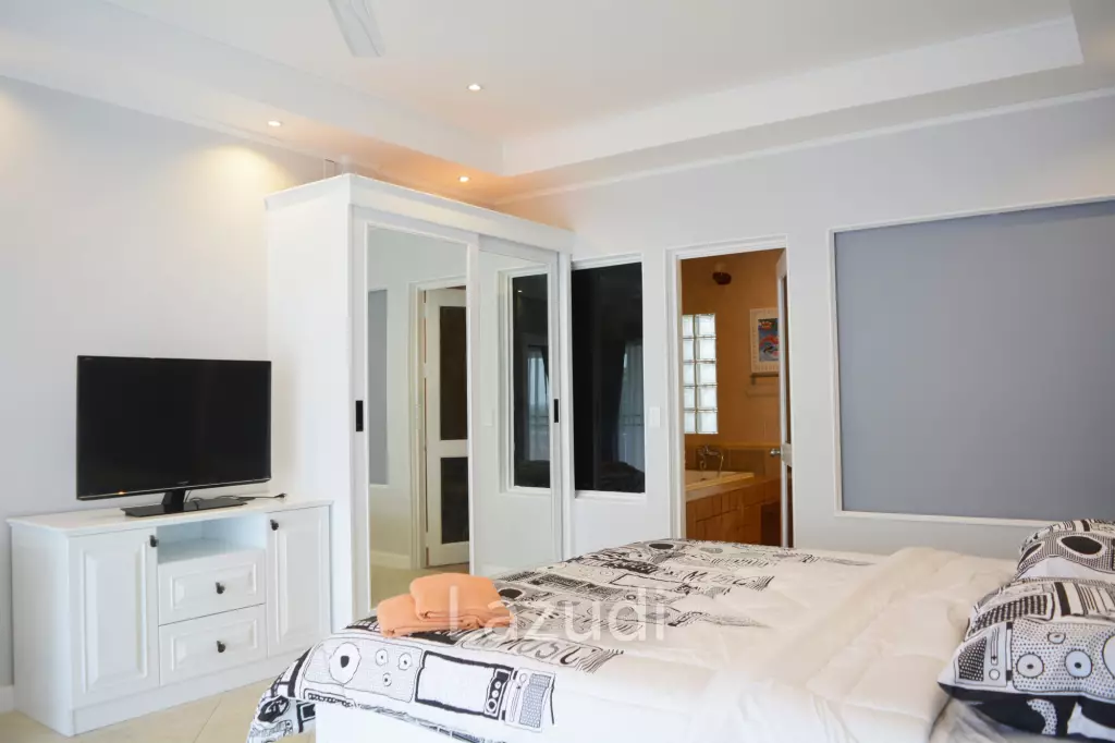 1 Bed 1 Bath 84 SQ.M. Baan Suan Lalana Condominium