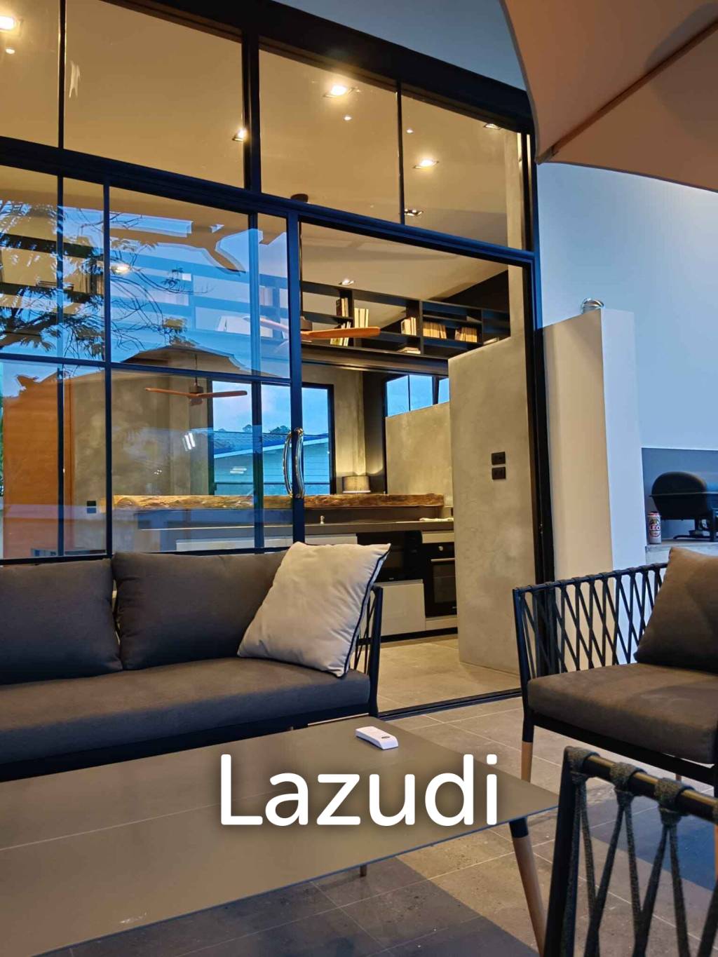 Modern Art 2-Bedroom Pool Villa in Sakhu