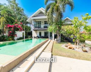 BEAUTIFUL INDEPENDENT 2 STOREY POOL VILLA ON SOI 114