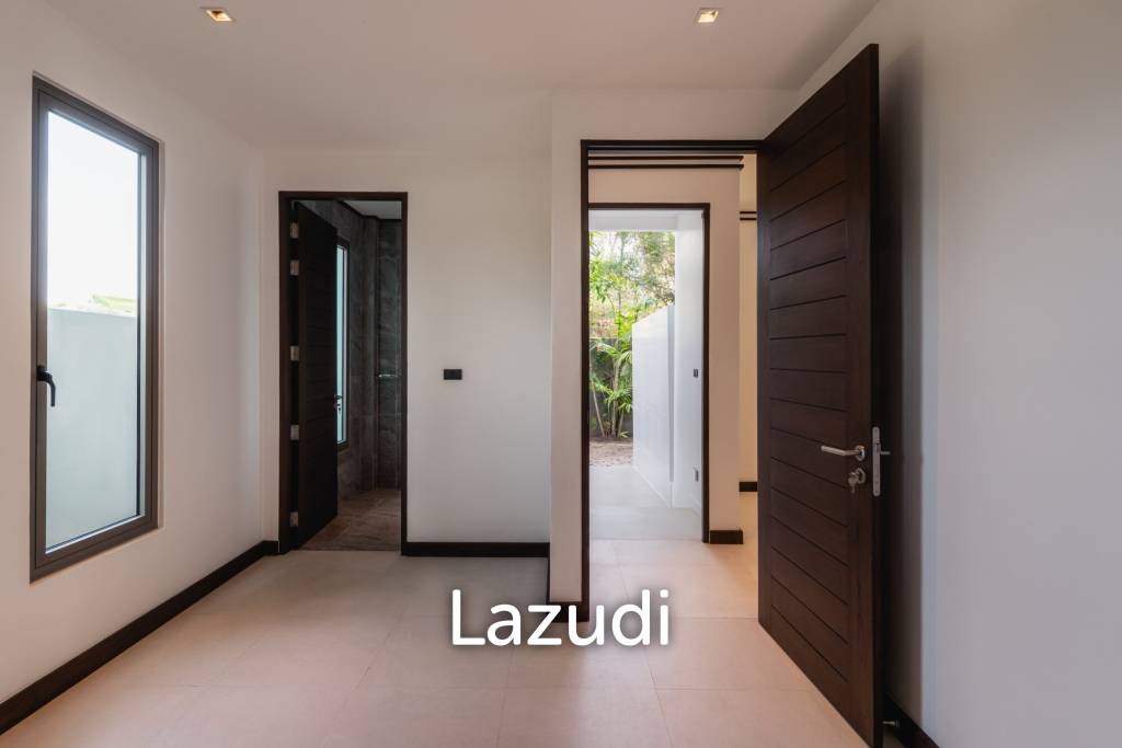 Luxury 5 Bedroom Lake House For Sale In Cherng Talay