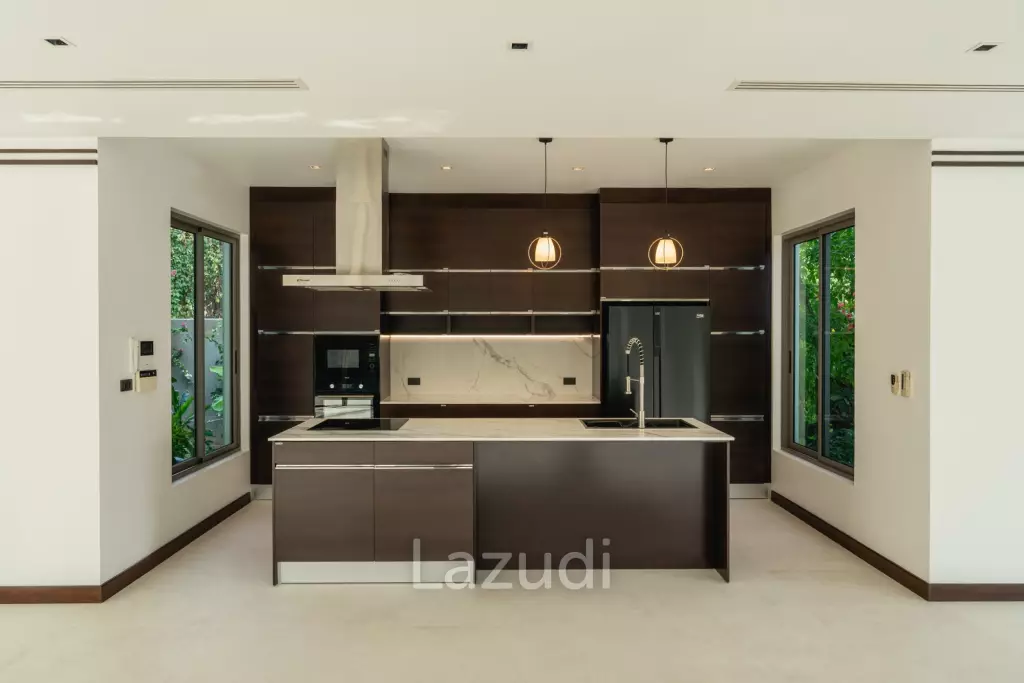 Luxury 5 Bedroom Lake House For Sale In Cherng Talay