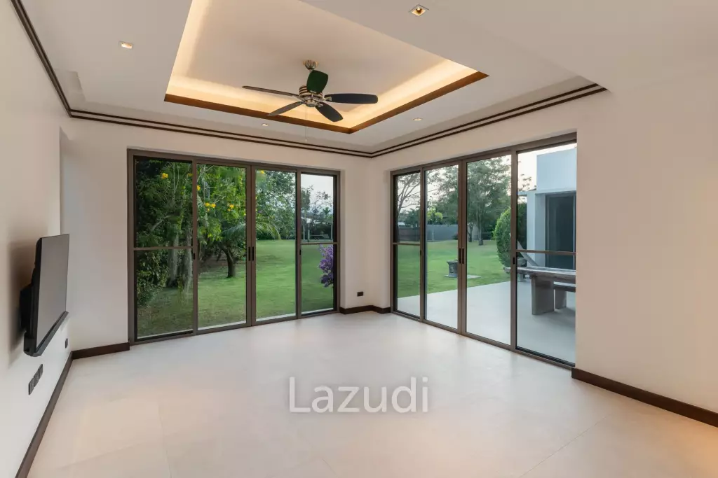 Luxury 5 Bedroom Lake House For Sale In Cherng Talay