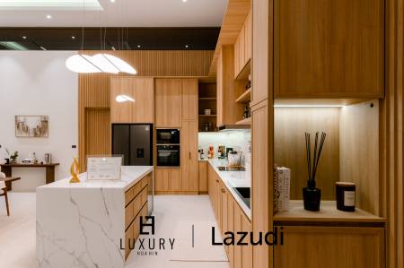 1,024 Sqm 4 Bed 4 Bath Villa For Sale