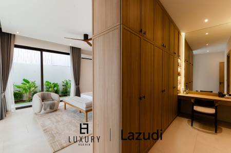 1,024 Sqm 4 Bed 4 Bath Villa For Sale