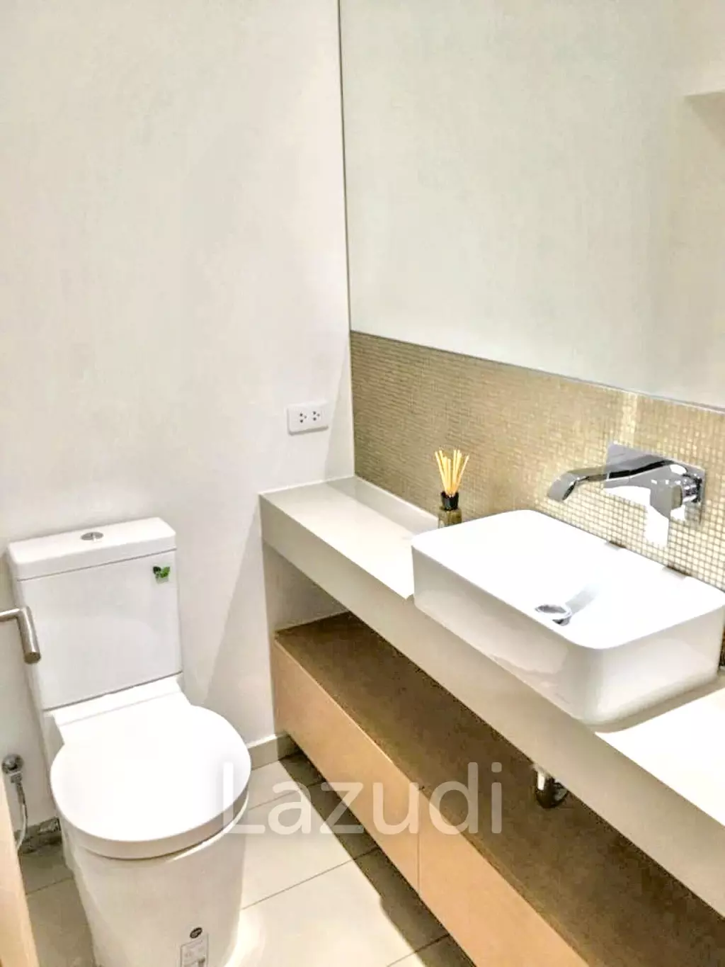 2 Bedroom 3 Bathroom 74 SQ.M The Lofts Ekkamai