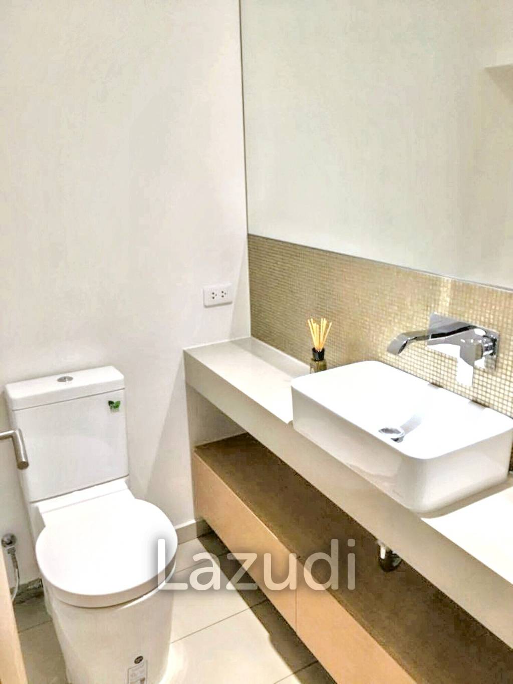 2 Bedroom 3 Bathroom 74 SQ.M The Lofts Ekkamai