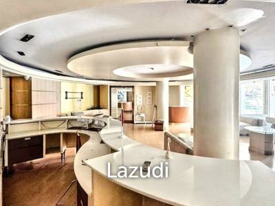 Dental Clinic Space for Rent in Sala Daeng