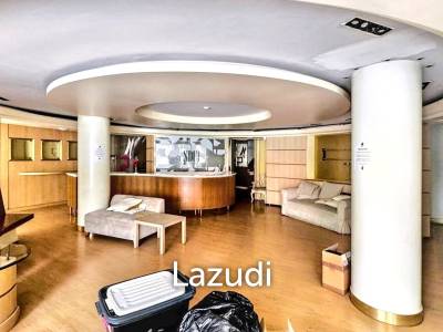 Dental Clinic Space for Rent in Sala Daeng