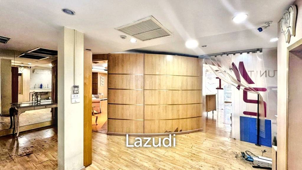 Dental Clinic Space for Rent in Sala Daeng