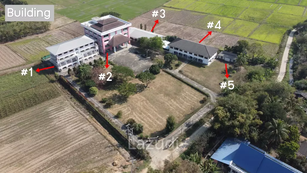 ขายโรงเรียนอาคาร 5 หลังพร้อมที่ดินขนาด 7 ไร่ ที่อ.แม่จัน