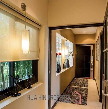 PALM HILL CONDO  : 3 bed modernized condo