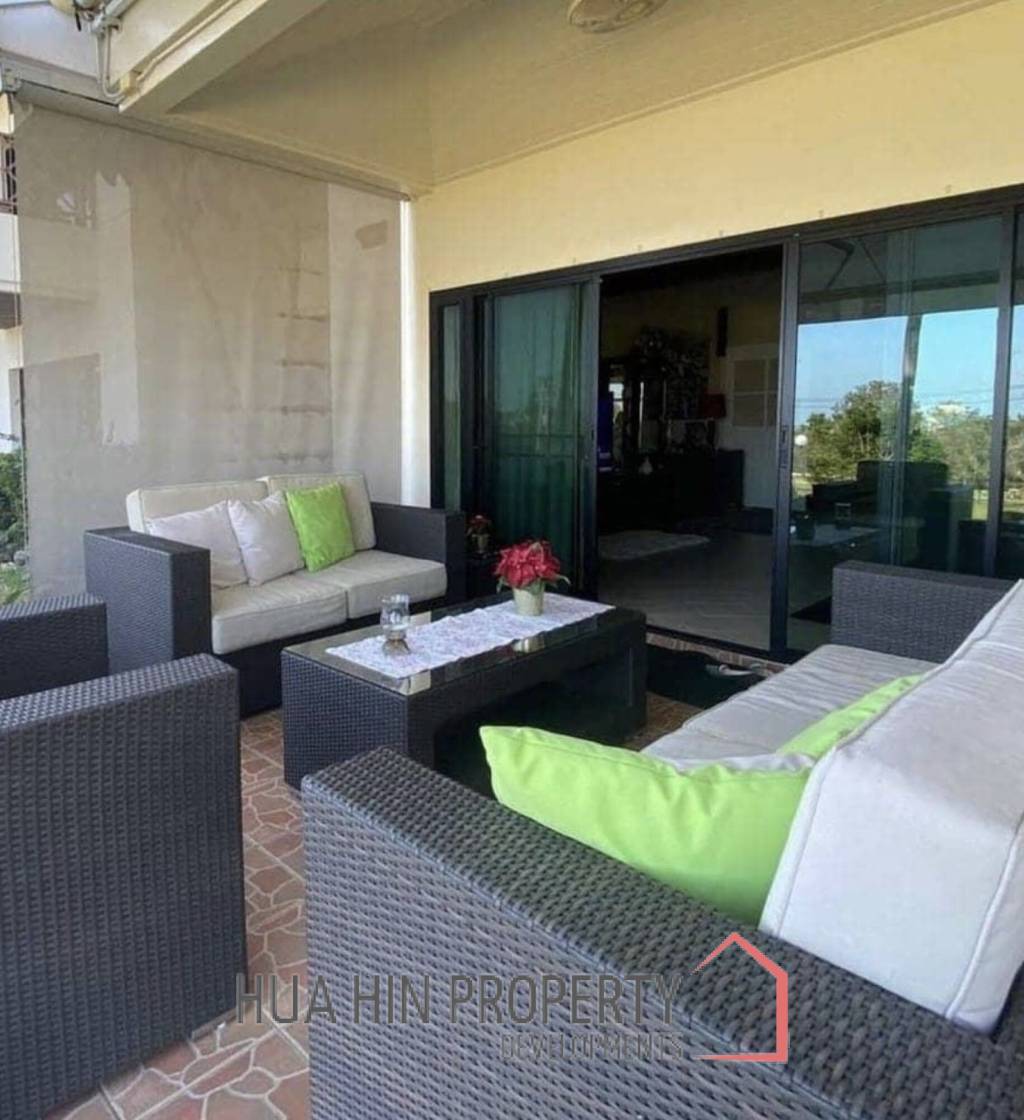 PALM HILL CONDO  : 3 bed modernized condo