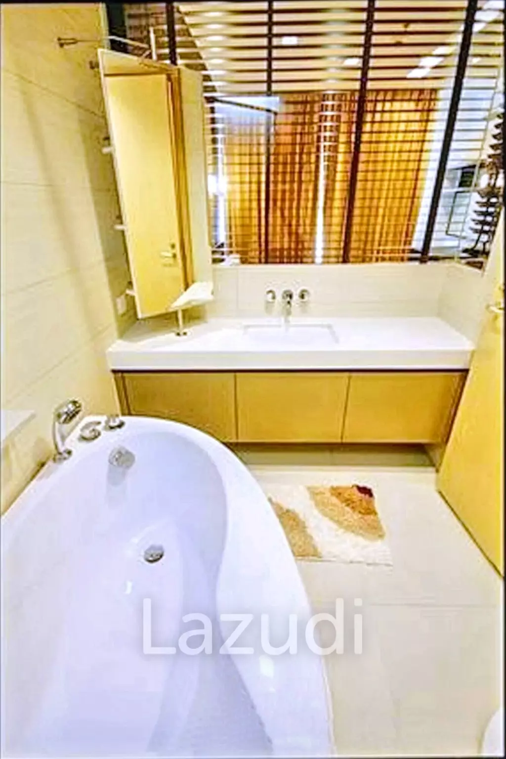 1 Bedroom 1 Bathroom  50 Sqm Siri at Sukhumvit