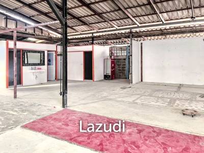 Luxury Bangkok Warehouse for Rent in Prawet