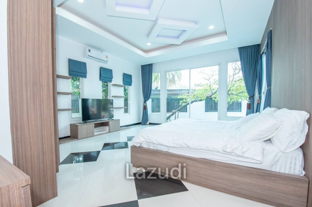 4 Beds 4 Baths 350 SQ.M. Baan Piam Mongkon
