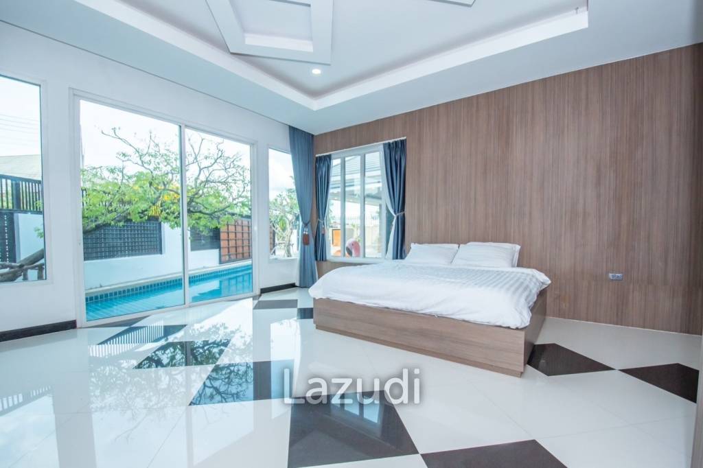 4 Beds 4 Baths 350 SQ.M. Baan Piam Mongkon