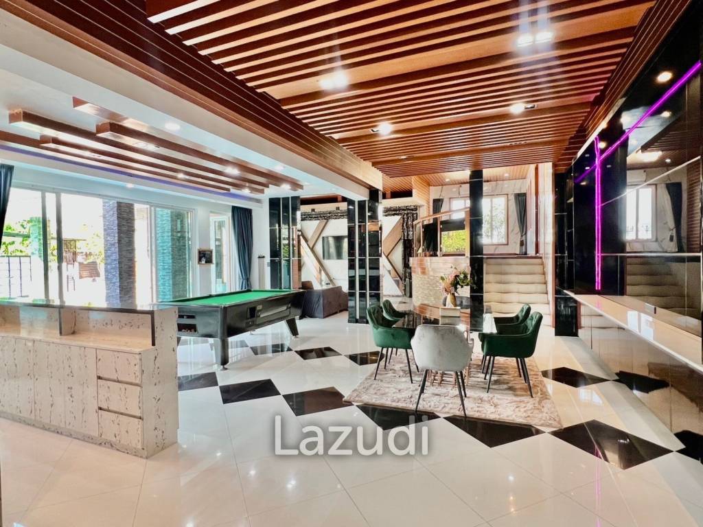 4 Beds 4 Baths 350 SQ.M. Baan Piam Mongkon